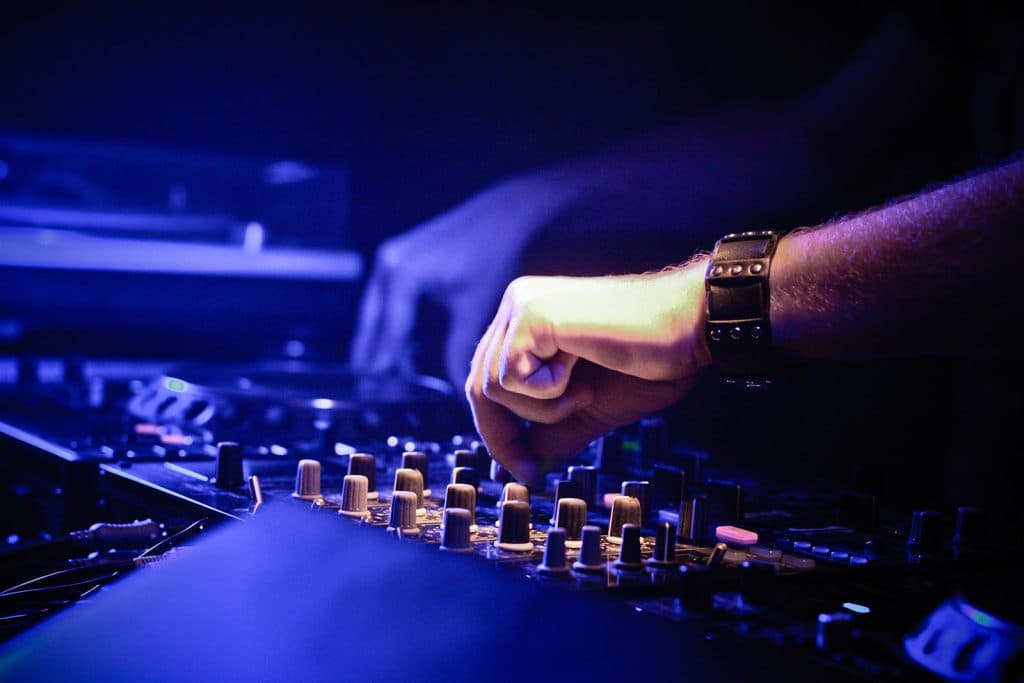 The 7 Different Types of EDM Music